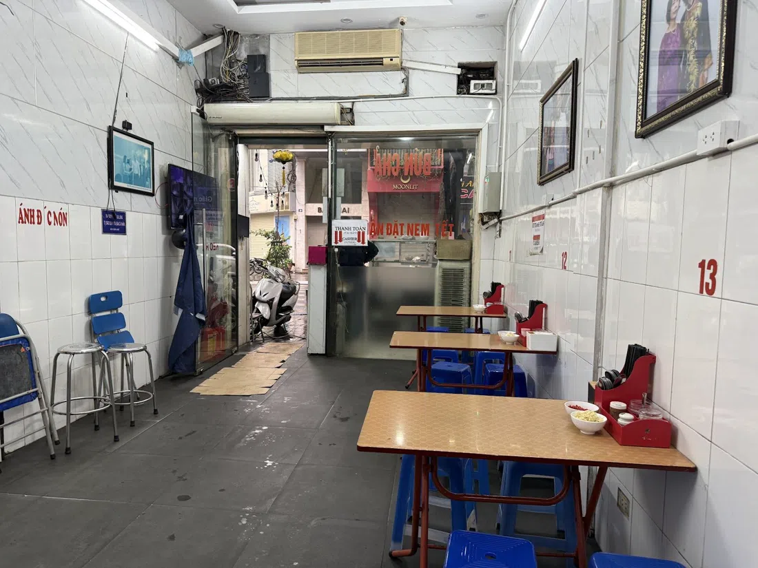 Bún Chả Hương Liên, Hanoï