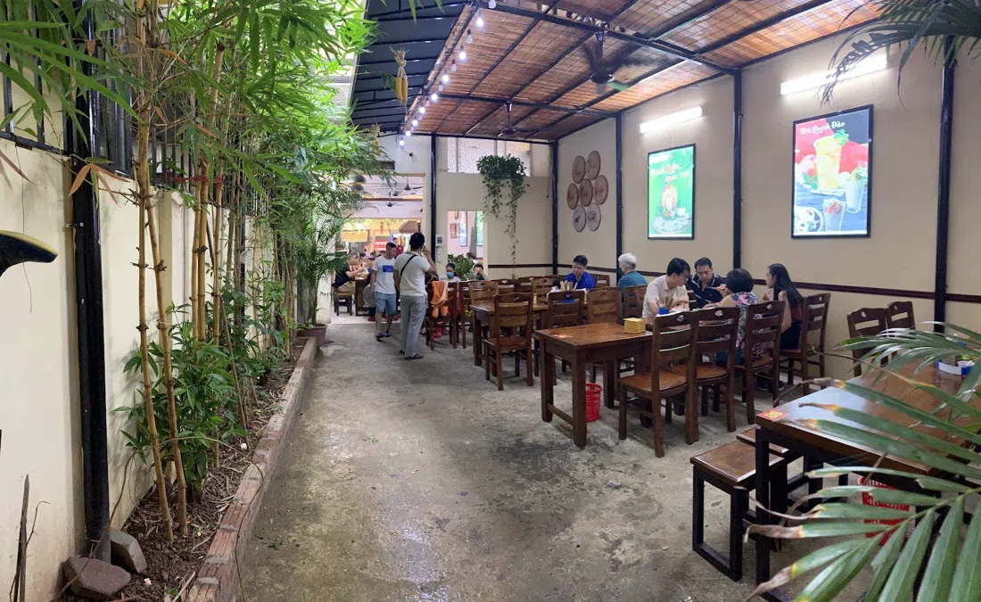 Banh Cuon Ba Hoanh, Hanoi