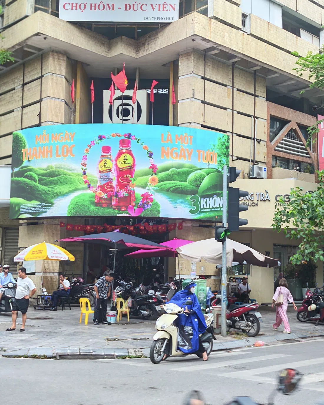 Chợ Hôm – Đức Viên (Cho Hom Market), Hanoï