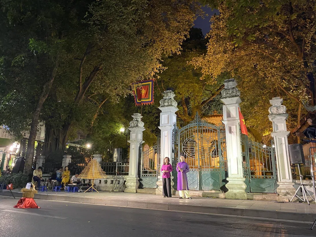 Hoan Kiem Lake Walking Street, Hanoi