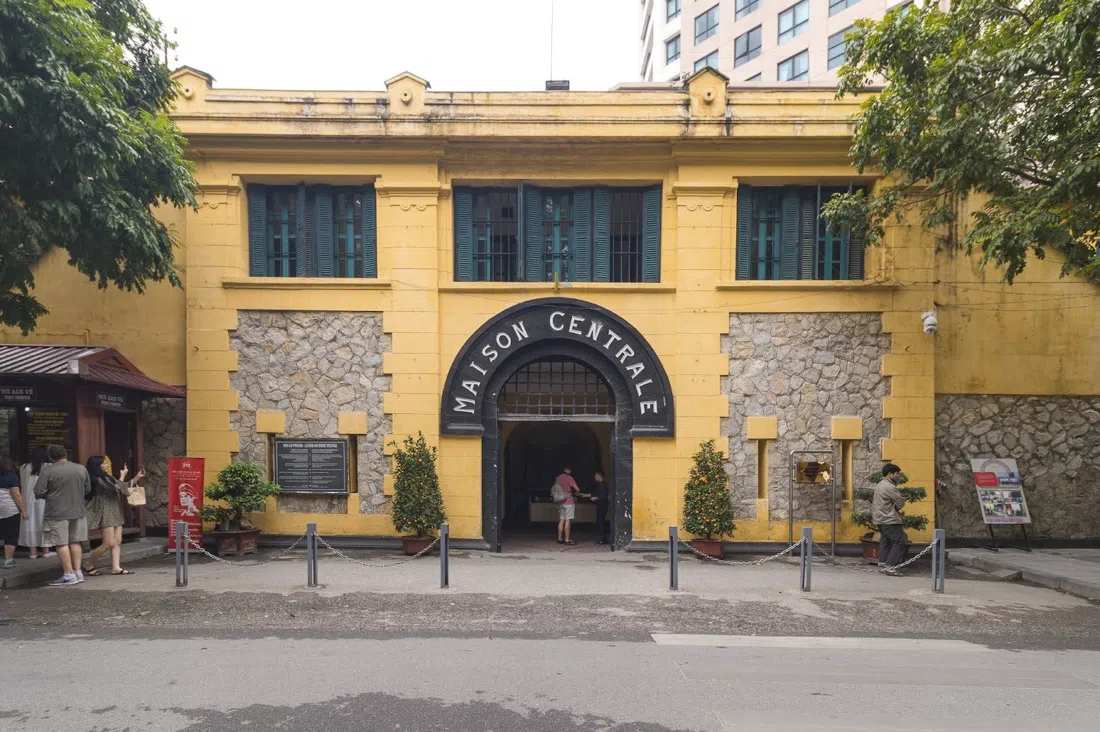 Hỏa Lò Prison Relic, Hanoi