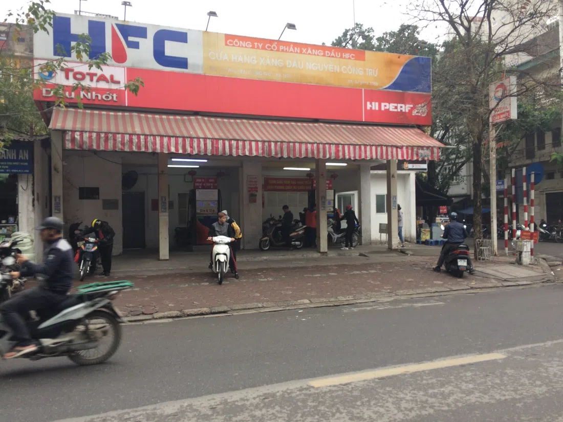Chợ Giời (Hoà Bình-markedet), Hanoi