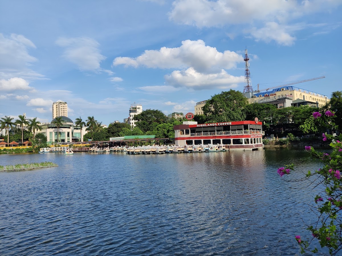 Banh Tom Ho Tay — photo 4