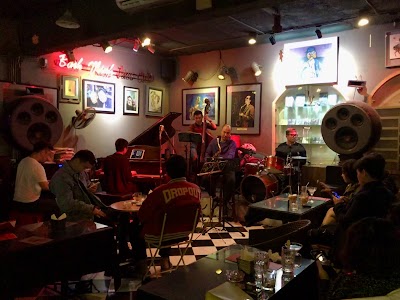 Binh Minh Jazz Club