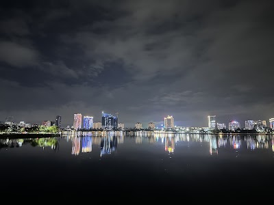 Tay Ho (West Lake)
