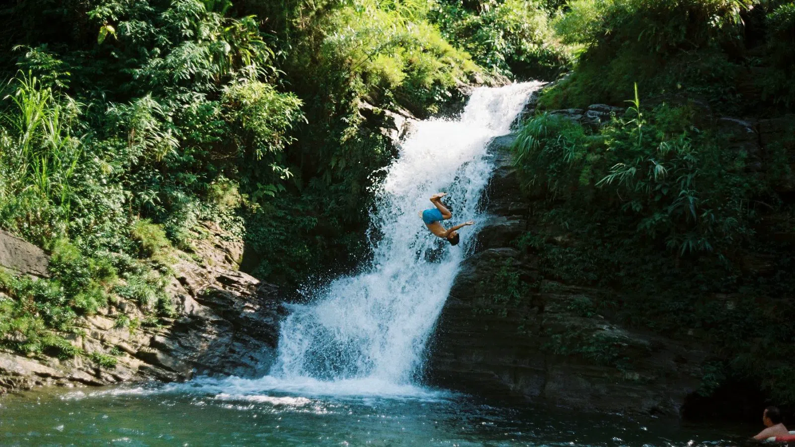 Du Già Waterfall (Thác Du Già), Hanoi