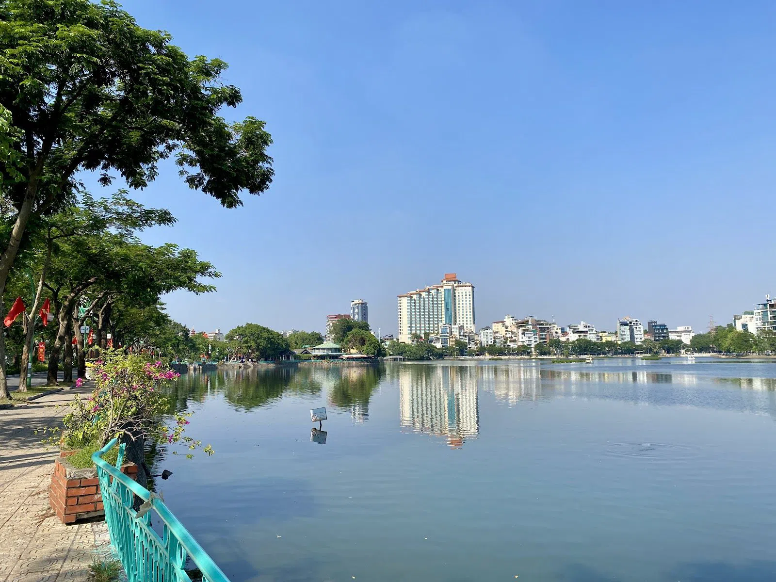 竹帛湖,河内
