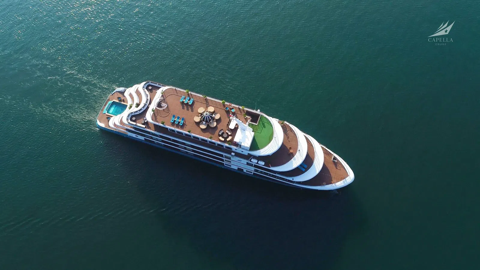 Capella Cruise, Hanoi